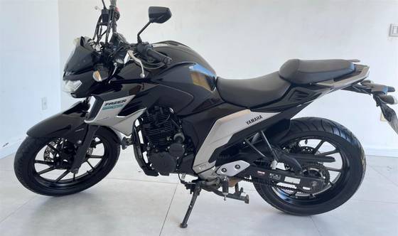 YAMAHA FZ25 FAZER ABS 